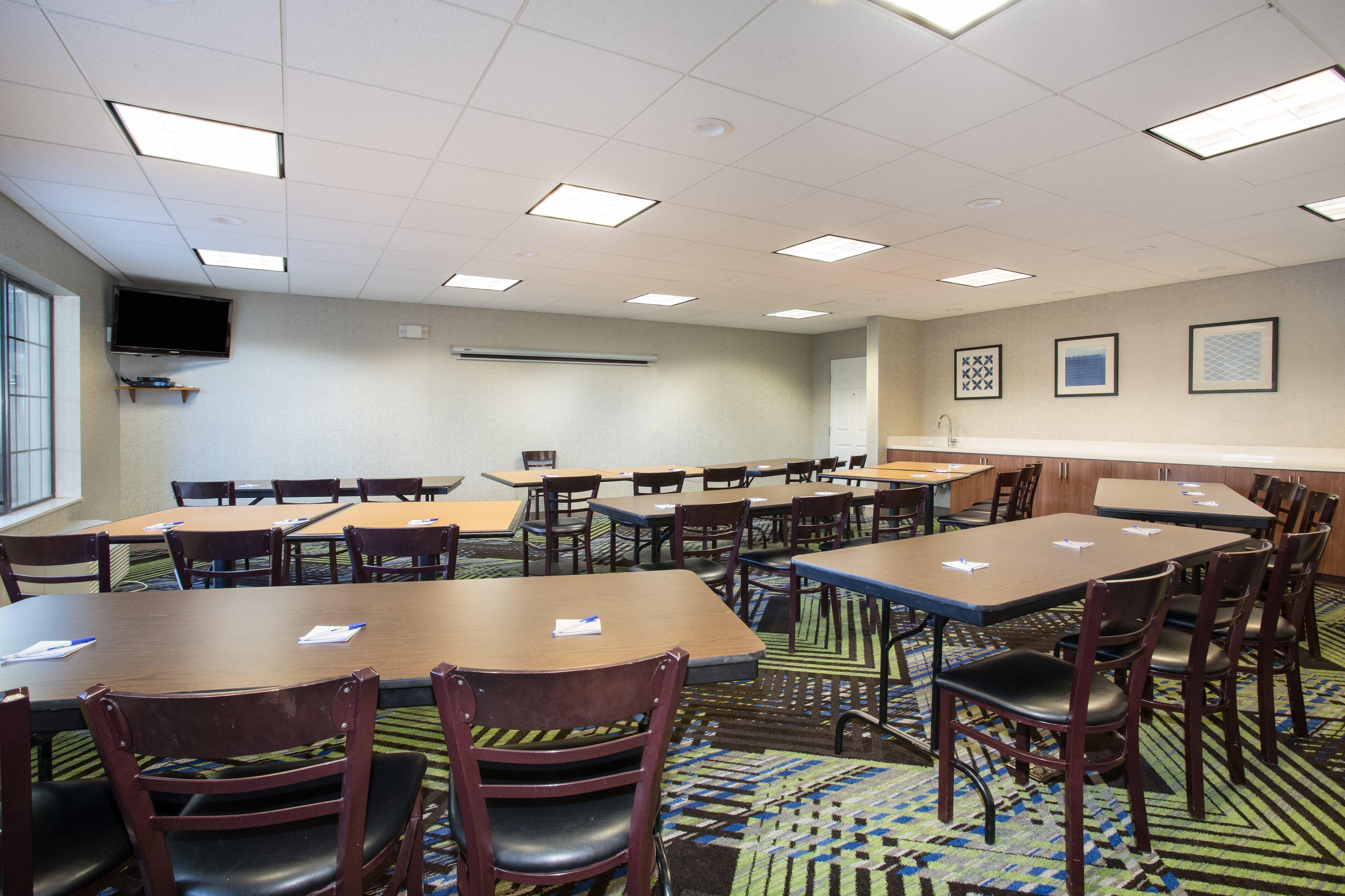 Holiday Inn Express Hotel & Suites Fort Collins By Ihg Zewnętrze zdjęcie