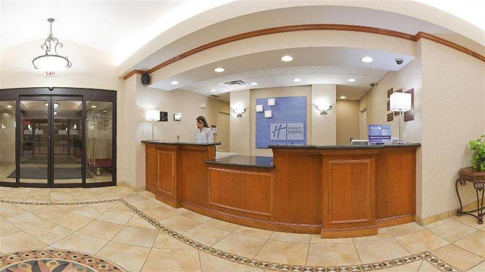 Holiday Inn Express Hotel & Suites Fort Collins By Ihg Zewnętrze zdjęcie