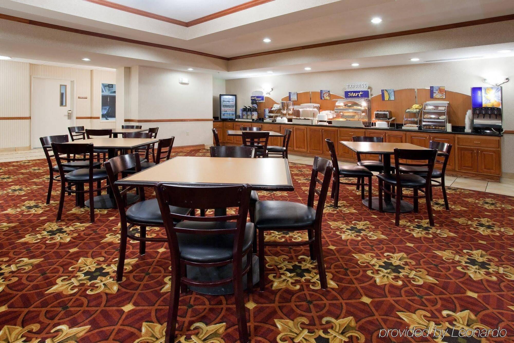 Holiday Inn Express Hotel & Suites Fort Collins By Ihg Zewnętrze zdjęcie